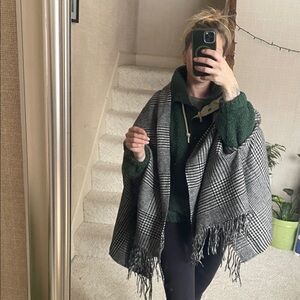 J. Crew Black and White Houndstooth Poncho Wrap